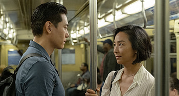 Past Lives Movie - Intimate Subway Encounter, movie, Past Lives HD wallpaper