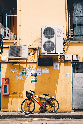 Building, Miscellanea, Miscellaneous, Street, Bicycle HD phone wallpaper