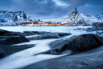 Lofotes, Norway, sea, snow, houses, mountains, village HD wallpaper