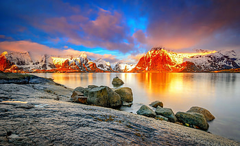 Sunset rocks, golden, landscape, beautiful, rocks, mountain, lake, fiery, reflection, sky, sunset HD wallpaper