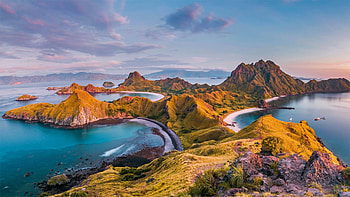 Komodo Island, Labuan Bajo, Indonesian wonder HD wallpaper
