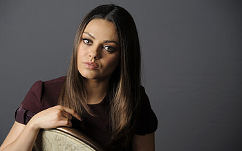 Ashton Kutcher, Mila Kunis, Celebs, Hollywood power couple HD wallpaper