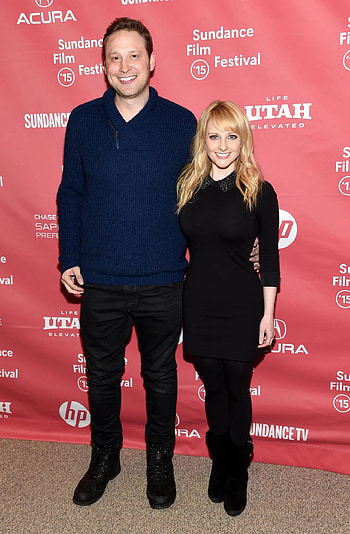 Melissa Rauch, Pregnancy announcement, Miscarriage HD phone wallpaper