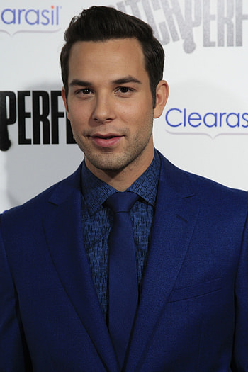 Skylar Astin, Pitch Perfect HD phone wallpaper