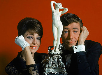 Retro Audrey Hepburn, Peter O'Toole, How to Steal a Million, Section style HD wallpaper