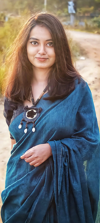 Beautiful girl, graph, indian HD phone wallpaper