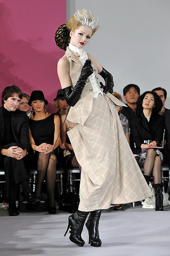 John Galliano, Riding crop, Spring 2010 Dior, Couture fashion HD phone wallpaper