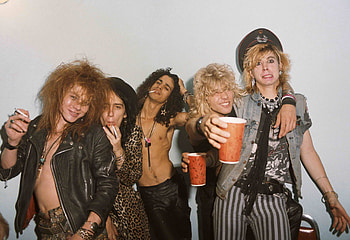 Guns N' Roses visit, Firefighters tribute, Mini train rides, Music rock band HD wallpaper