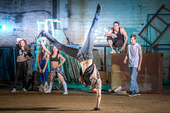 Breakdancing as an art form, Dance's history, Dazzling moves, Cultural impact HD wallpaper