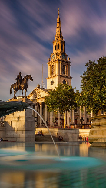 Trafalgar Square, London landmark, Iconic sculpture, Urban gathering HD phone wallpaper