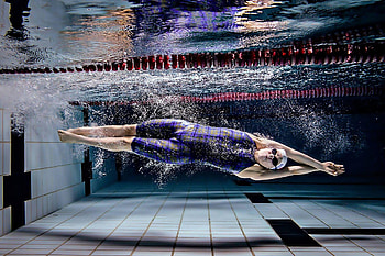 Swimming , Top swimming, Sport-themed backgrounds, Water-themed HD wallpaper