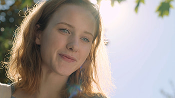 Rachel Brosnahan, Change in the Air, Upcoming movie, Screen media release HD wallpaper