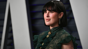 Rumer Willis, Unwanted experience, Personal trauma, Story of survival HD wallpaper