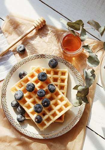 Food, Bilberries, Berry, Honey, Vienna Waffles, Viennese Waffles HD phone wallpaper