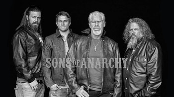 Sons of Anarchy Ryan Hurst, Charlie Hunnam, Ron Perlman Mark Boone Junior HD wallpaper