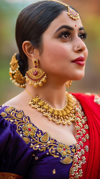 Poorna kasim, , telugu actress, saree beauty HD phone wallpaper