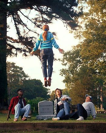Stranger things S04E04 HD phone wallpaper