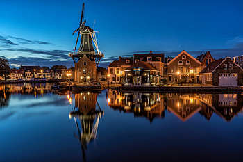 Night lights, Netherlands Holland, Haarlem, for you HD wallpaper