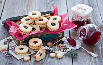 Windows 10 , Cookie jam still life, Tagged hot biscuit, Food HD wallpaper