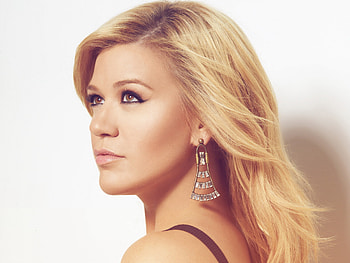 Kelly Clarkson , Music-inspired visuals, HQ quality, of the year HD wallpaper