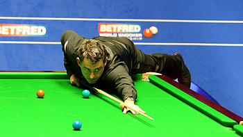 Ronnie O'Sullivan interview, Snooker world championship, Exclusive insights, In-depth discussion HD wallpaper