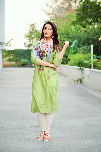 Rasi khanna, knee, day dress HD phone wallpaper