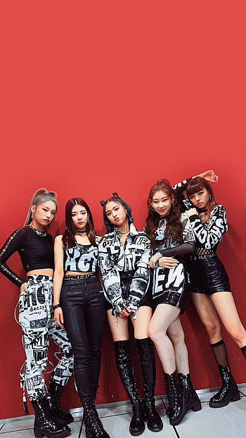 ITZY (K-pop), Feminine fashion looks, Kpop HD phone wallpaper
