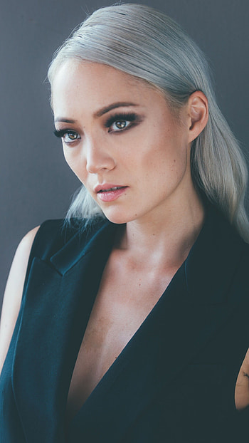 Pom Klementieff, Samsung Galaxy S6, S7, Google Pixel XL, Nexus 6, 6P, LG G5 HD phone wallpaper