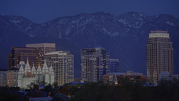 Salt Lake City skyline, Broadmoor apartments, Amenities HD wallpaper