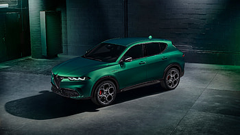 Alfa Romeo Tonale Speciale 2022 2 Cars HD wallpaper