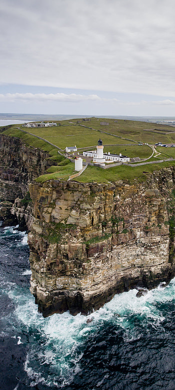 Dunnet Head lighthouse, Northern Scotland, man made, lighthouse HD phone wallpaper