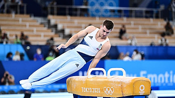 Max Whitlock, Olympic gold, Tokyo, Pommel horse HD wallpaper
