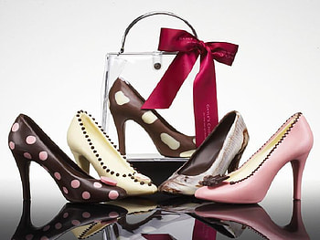 Chocolate shoes for my lovely friend Carmenmbonilla :), shoes, chocolate, gift, bag HD wallpaper