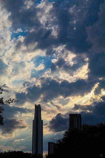 Cielo, atardecer, anochecer, nube, nubes, edificios HD phone wallpaper
