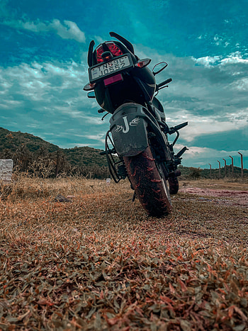 Ns 200, duke, ktm, r15, rs200, ns200, pulsar, rs 200 HD phone wallpaper