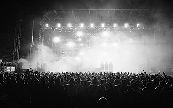 Concert stage stadium, High-definition , Live music excitement, Electric atmosphere HD wallpaper
