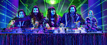 Kayvan Novak, Matt Berry, Natasia Demetriou, Harvey Guillén, Mark Proksch, TV Show, What We Do in the Shadows HD wallpaper