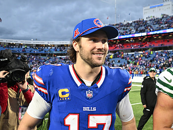 Josh Allen : Buffalo Bills in Action, Sports, football, NFL, Buffalo Bills, Josh Allen HD wallpaper