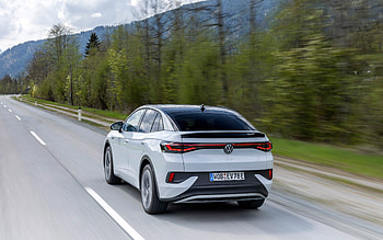 Volkswagen ID5 Pro Performance, back view, 2022 cars, highway, crossovers, electric cars, 2022 Volkswagen ID5, german cars, Volkswagen HD wallpaper
