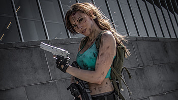 Cosplay Of Lara Croft, lara-croft, cosplay, games HD wallpaper