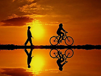 Sunset Walk, bicycle, Sunset, man, Walk, silhouettes, woman HD wallpaper