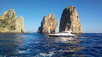 Capri Island, Yacht charter, Exquisite experience, Luxury vacation HD wallpaper