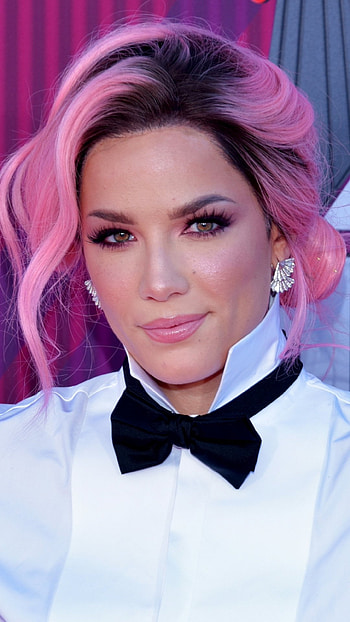 Halsey, Music discovery, Music artist HD phone wallpaper