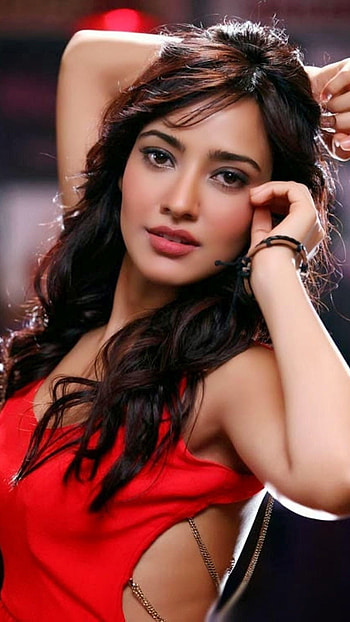 Neha Sharma, Neha Sharma Bollywood Actress HD phone wallpaper