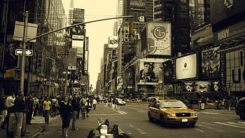 Busy street , Urban life, City movement, High-definition ry HD wallpaper