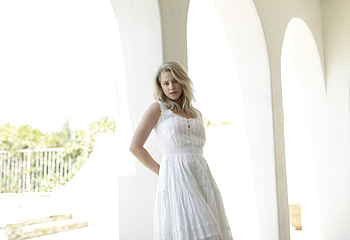 Beautiful, white dress, Lili Reinhart HD wallpaper