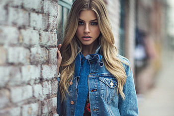 Jeans jacket, blonde, girl model, looking straight HD wallpaper