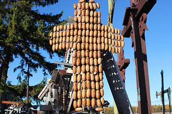 Hill of crosses. Acorns cross., other, nature, architecture, religious HD wallpaper