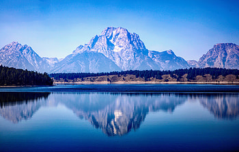 Lake, reflections, mountains, calm, sunny day HD wallpaper