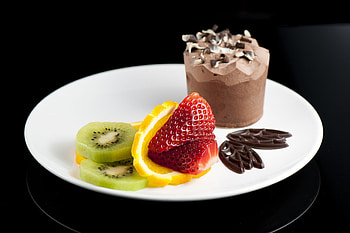 Food, Strawberry, Chocolate, Kiwi, Desert, Ice Cream, Plate HD wallpaper